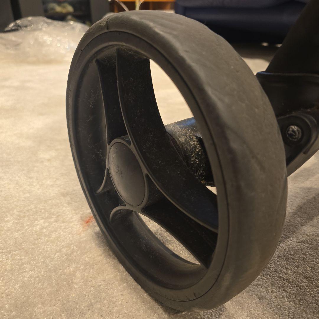 Joie（ジョイー）の2人乗りベビーカー