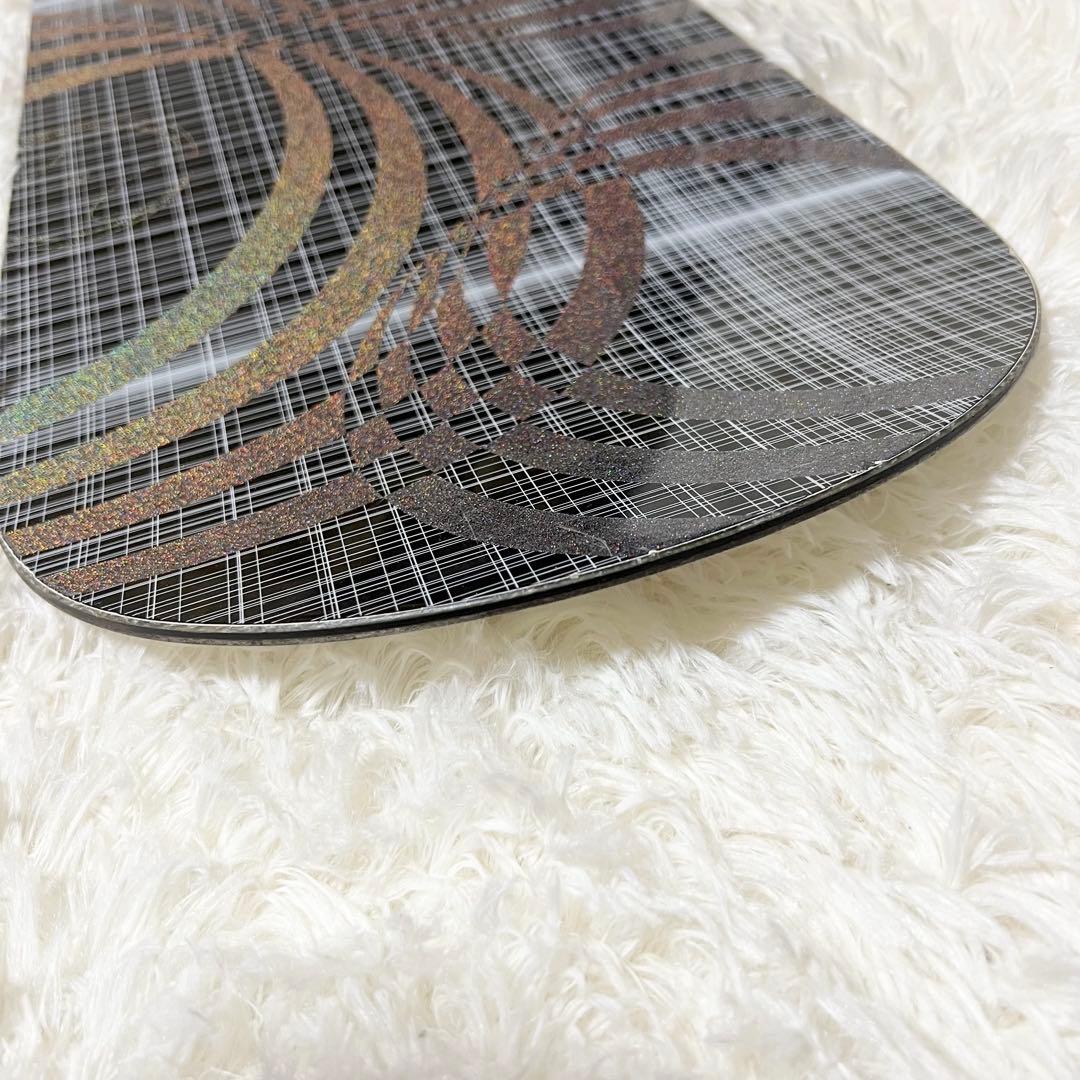 011 ZERO ONE ONE Artistic 156cm スノーボード