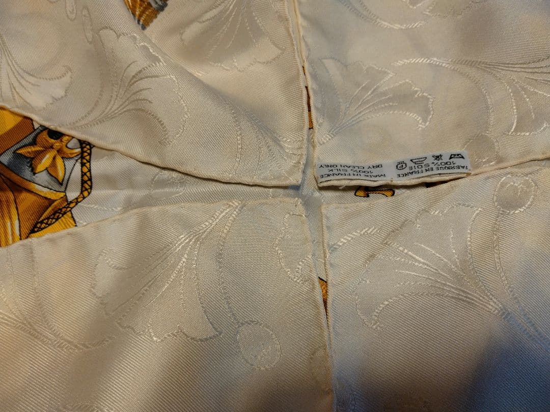 【HERMES】エルメス スカーフ カレ90 DAIMYO 日出る国の皇子