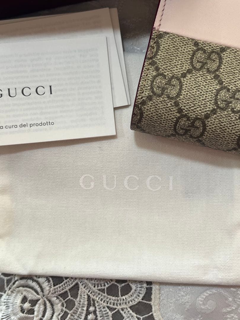 GUCCIヒグチユウコスモールウォレット【完売品】
