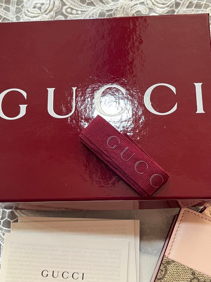 GUCCIヒグチユウコスモールウォレット【完売品】