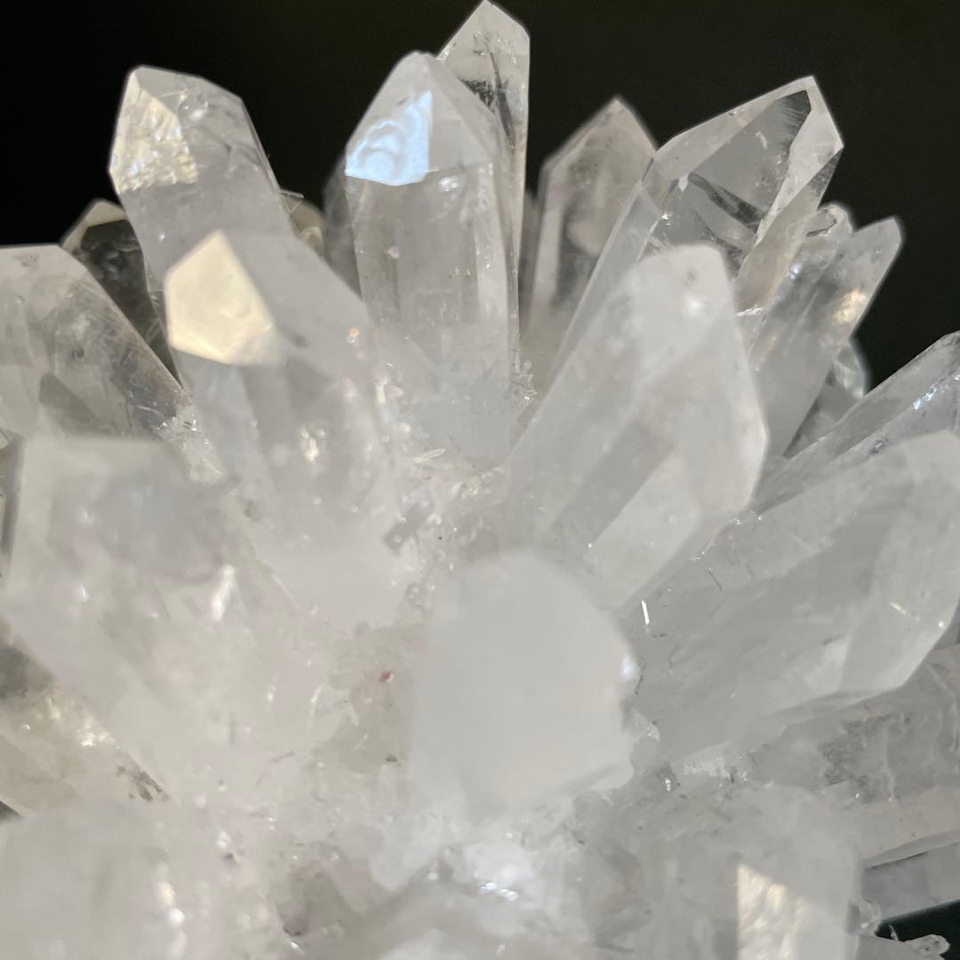 クリスタルクォーツ　クラスター　透明水晶　パワーストーン　幸運を招く石　浄化