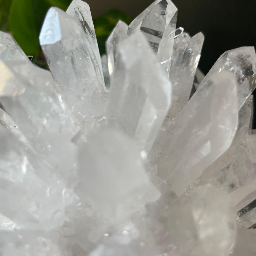 クリスタルクォーツ　クラスター　透明水晶　パワーストーン　幸運を招く石　浄化
