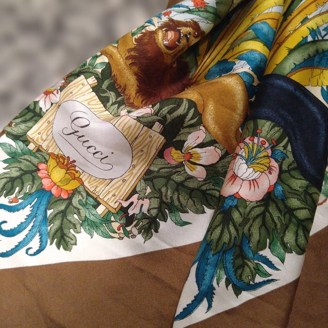 ヴィンテージ　オールドグッチ　スカーフ シルク　ヴィットリオ アッコルネロ