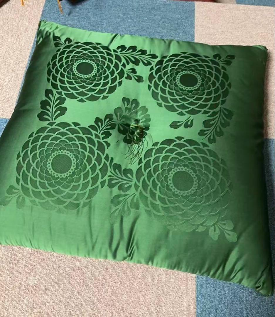 緑色 花柄 座布団20枚で引き取り限定