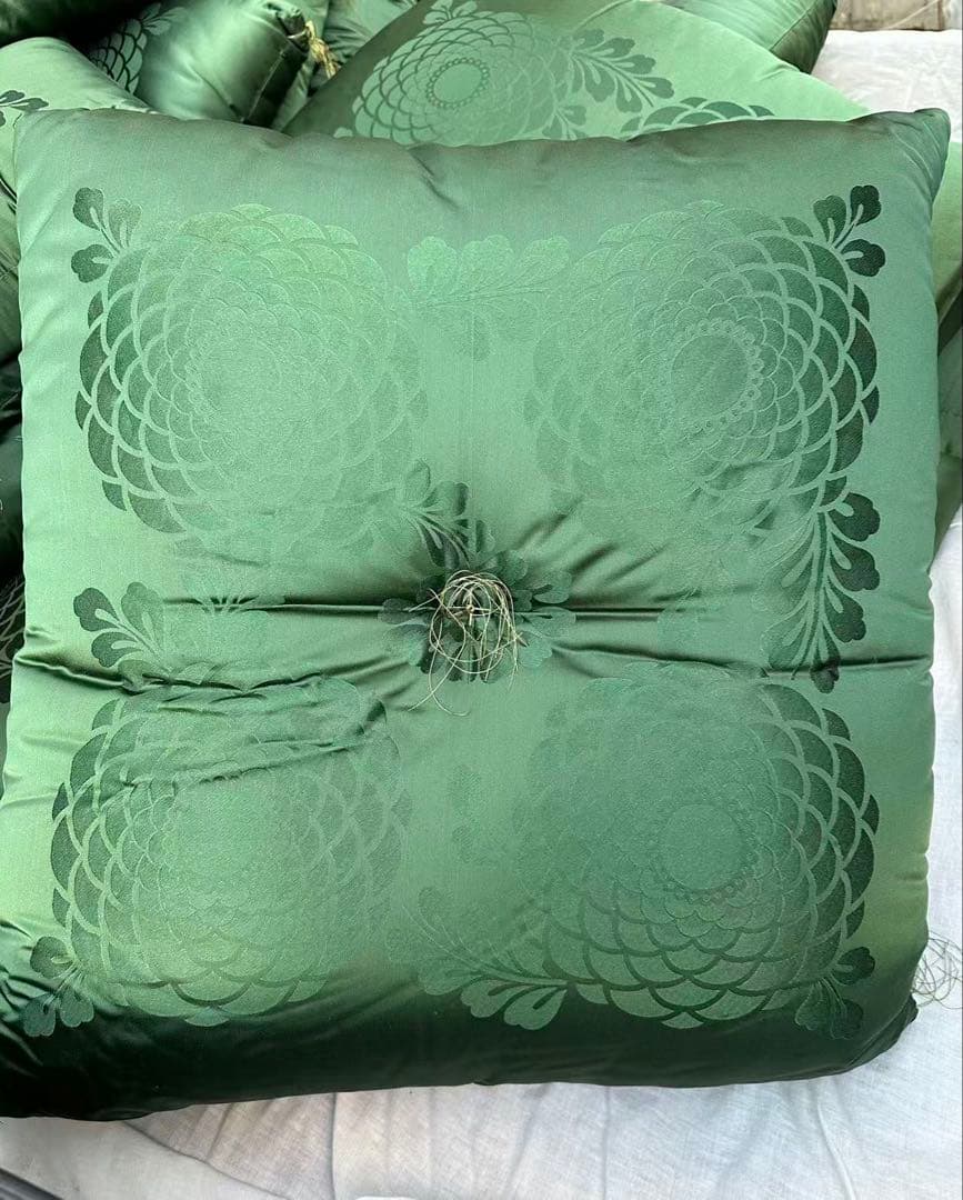 緑色 花柄 座布団20枚で引き取り限定