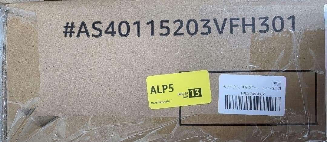 値下げ!!ハンガーラック キャスター付き 3段 押入れ ハンガーパイプ付き**