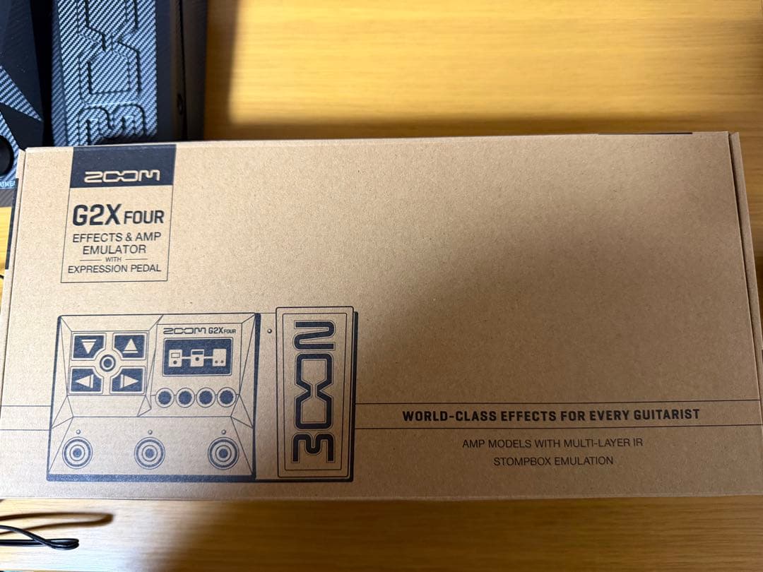 ZOOM G2X FOUR マルチエフェクター