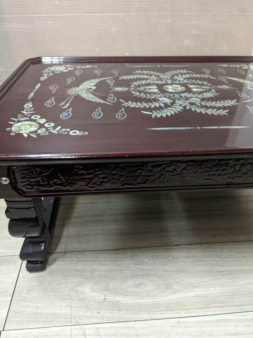 李朝螺鈿食事台　時代物　折畳式