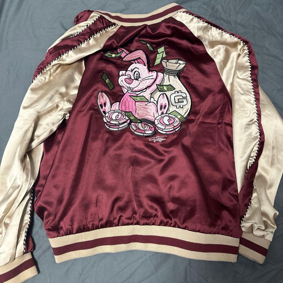 HUFスカジャン