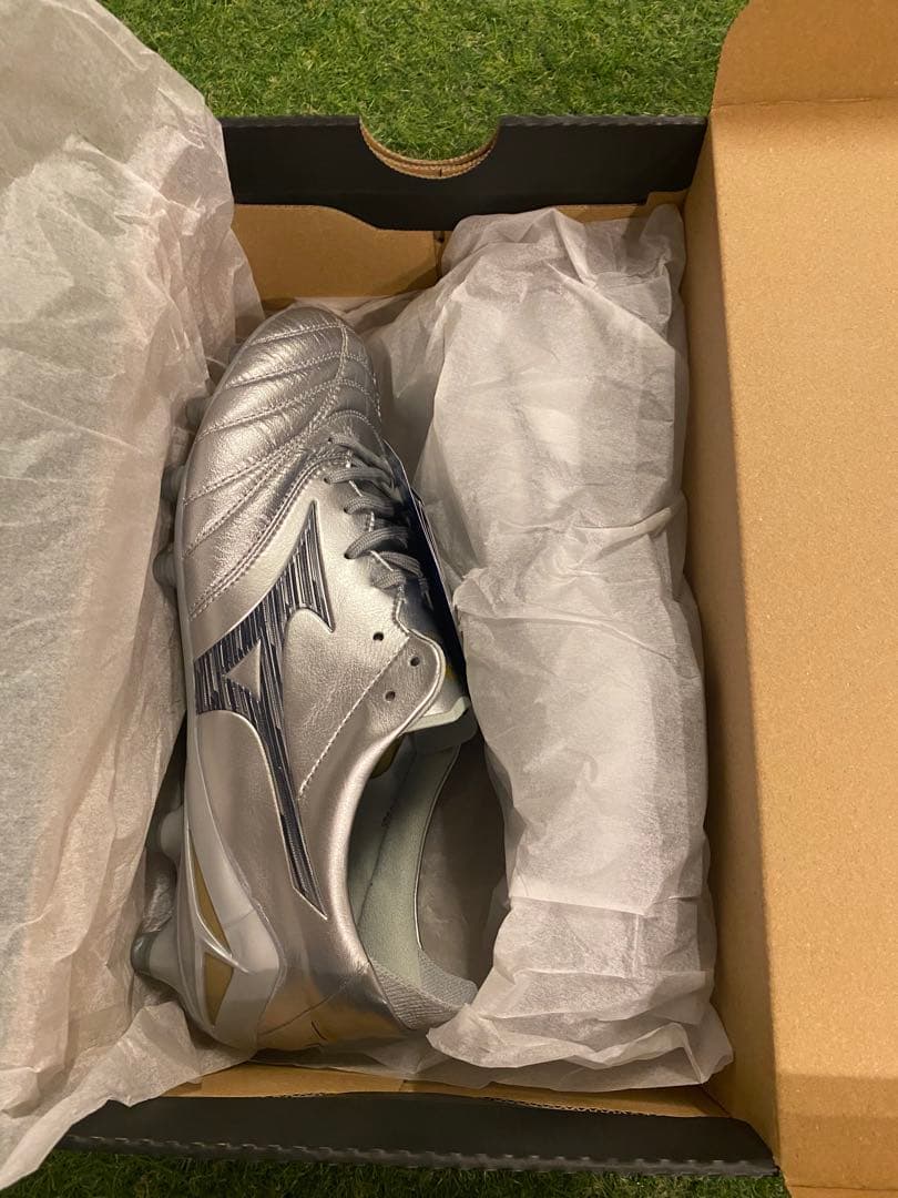 【新品】限定カラー　ミズノ　モレリア ネオ4 JAPAN 25.0