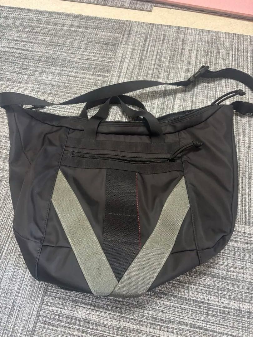 ブリーフィング クロスボート ショルダー バッグ ブラック