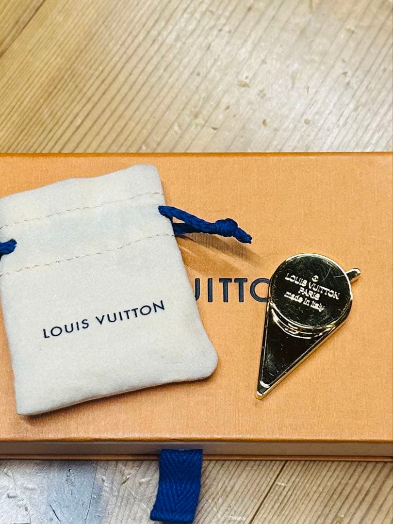 Louis Vuitton アイスクリーム型マグネットアクセサリー