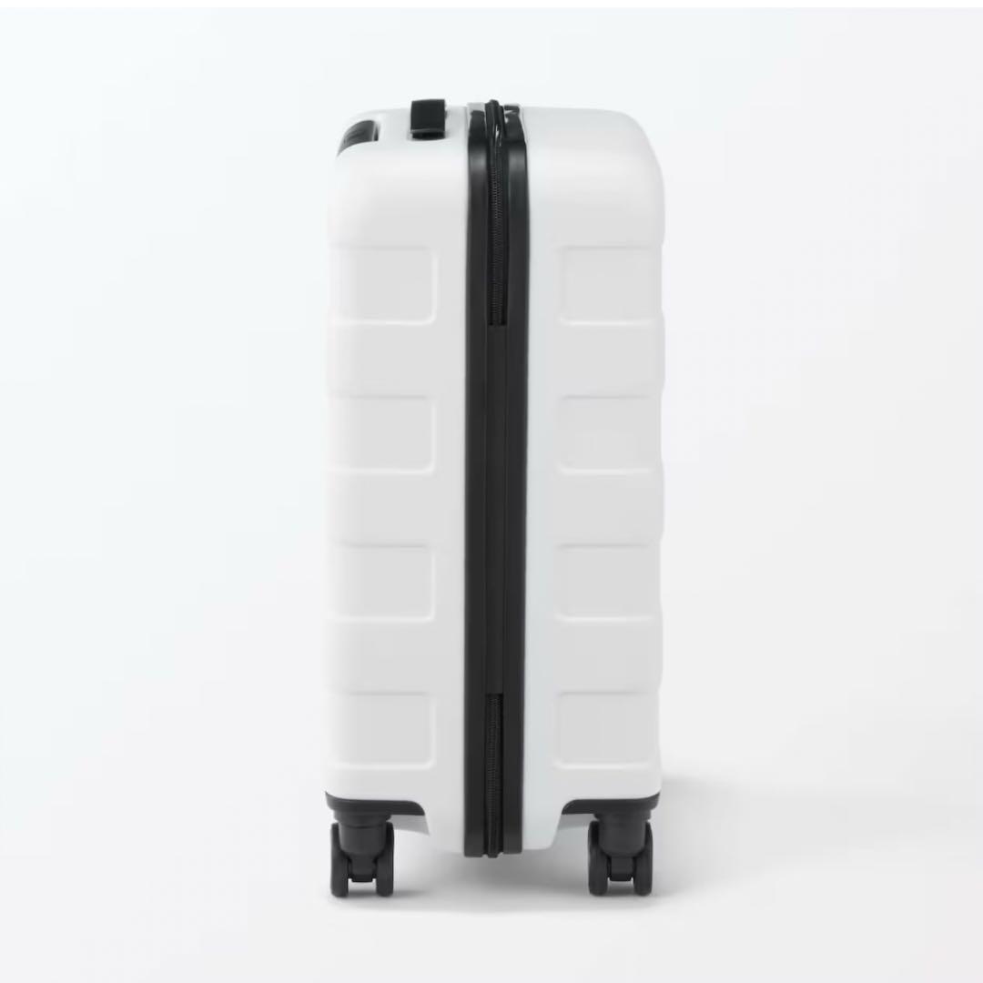 無印良品　バーを自由に調節できるハードキャリーケース　36L ホワイト