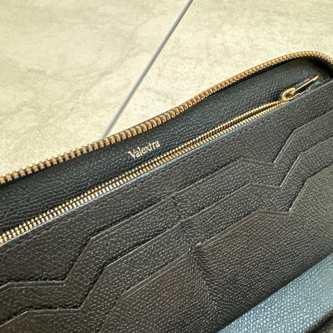 Valextra ブラック　黒 長財布