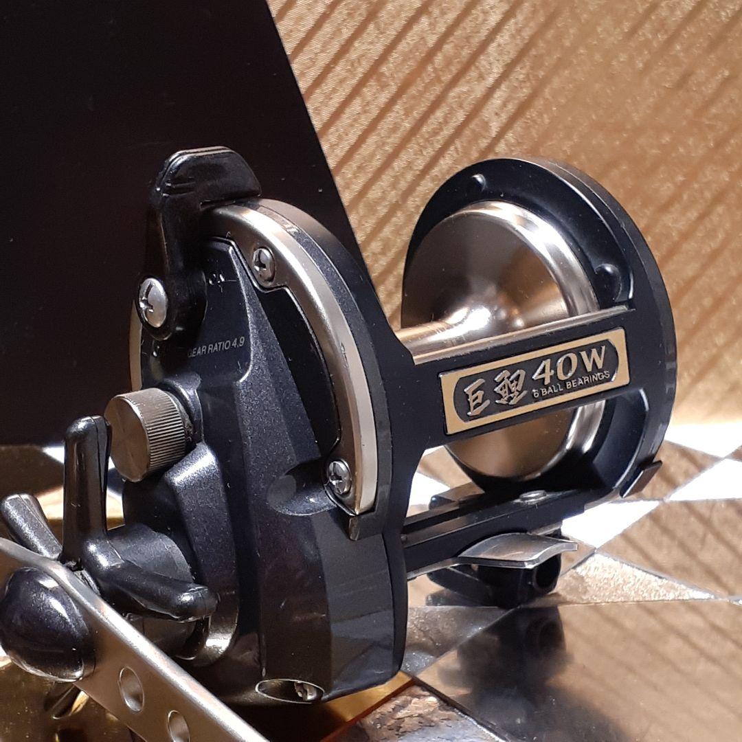 ダイワ 巨鯉 40W ベイトリール 遠投釣り 石鯛 イシダイ美品