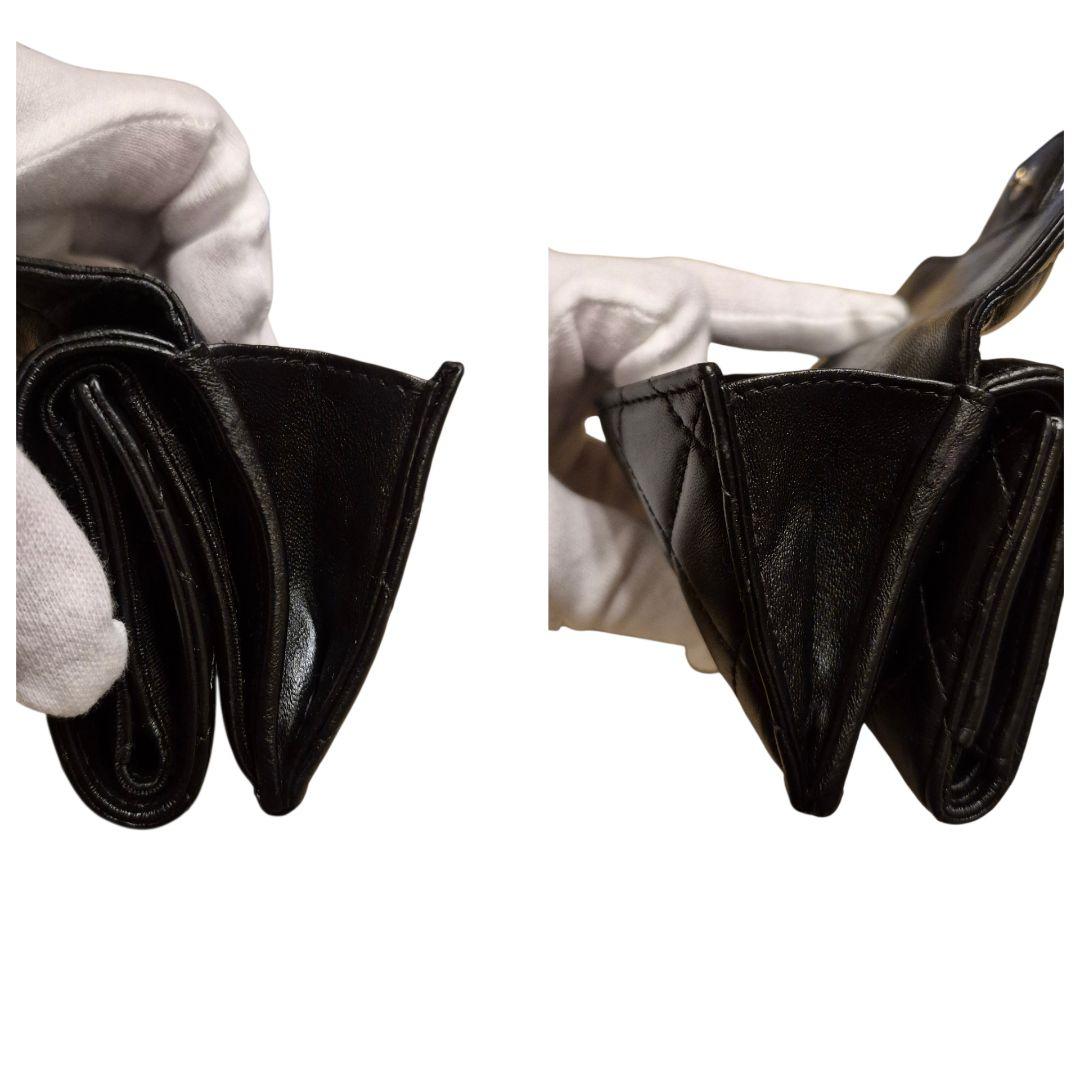 CHANEL　シャネル　マトラッセ　シルバー金具　三つ折り財布