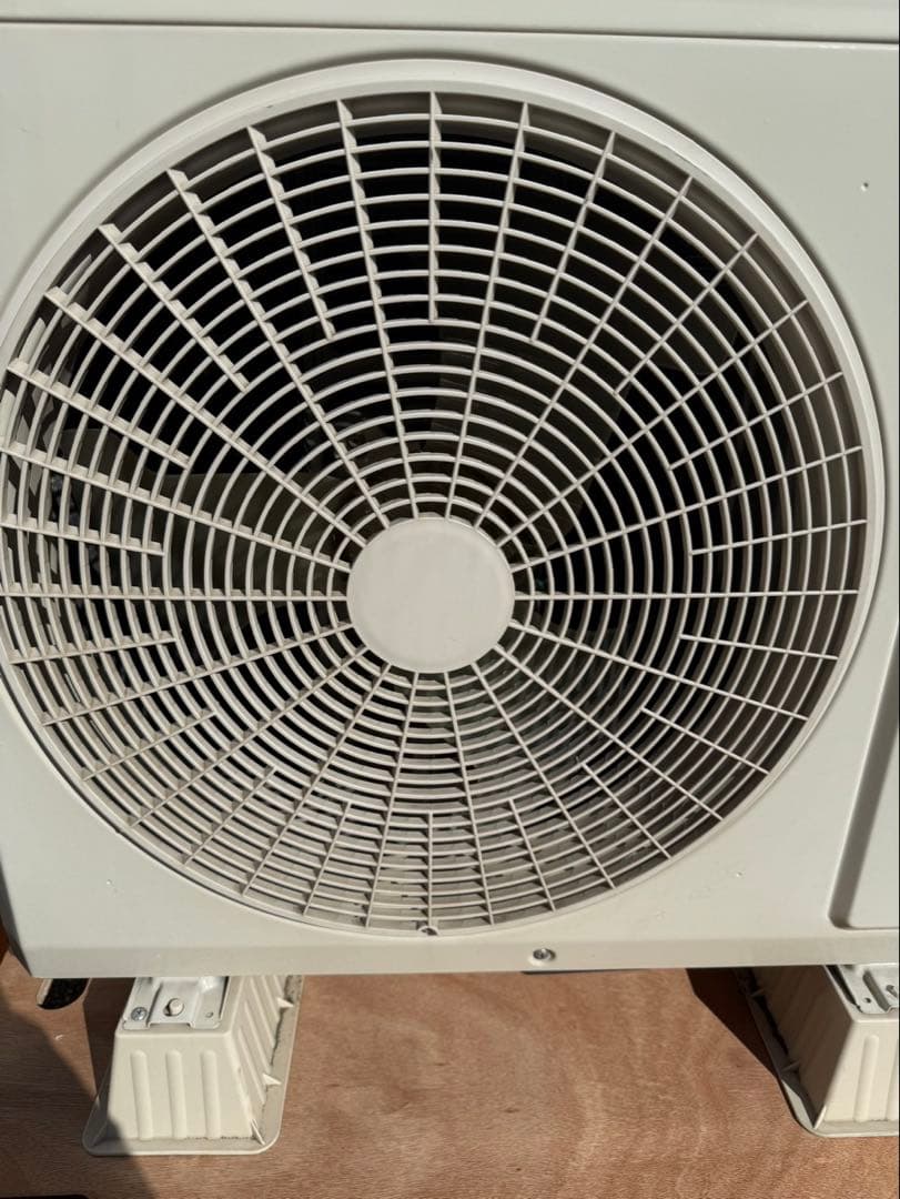 大阪府限定　アイリスオーヤマ　IHF-2505G 8〜10畳　エアコン　取付込み