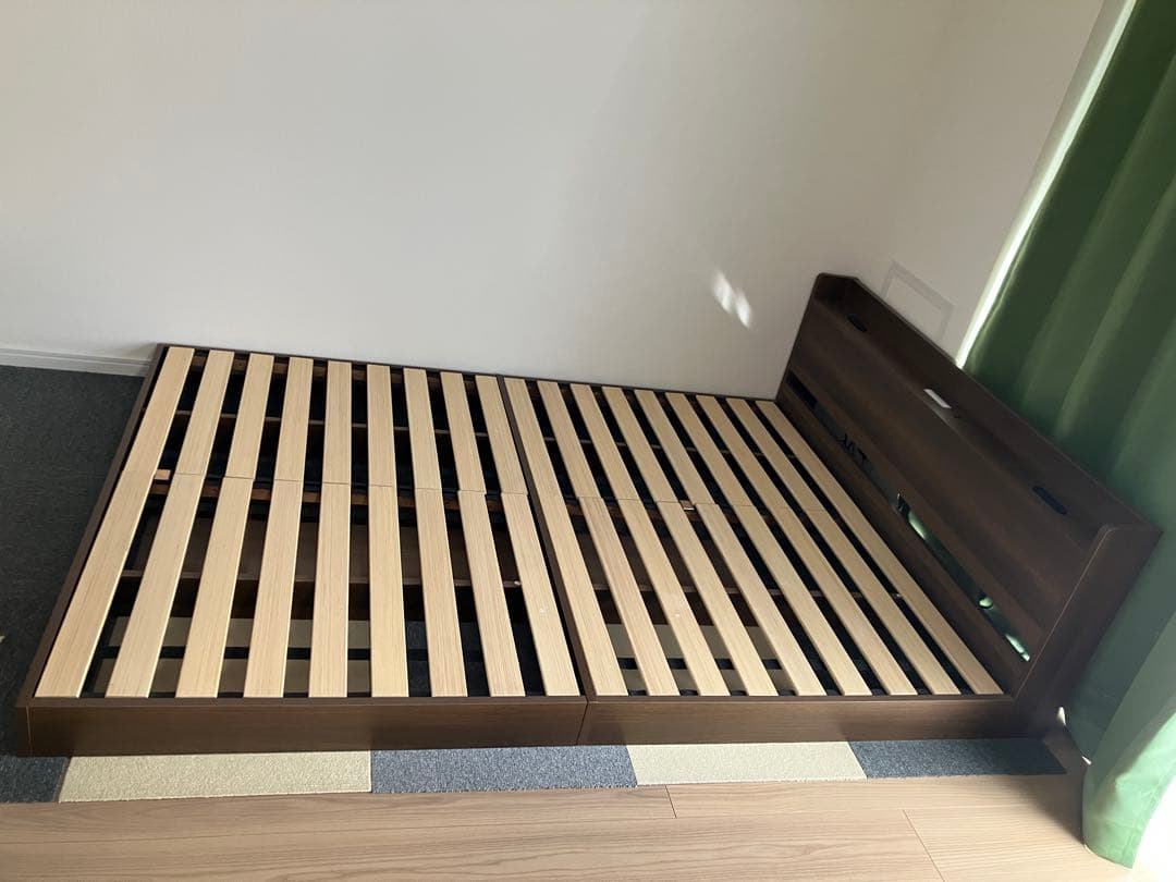 ダブルベッドフレーム ブラウン