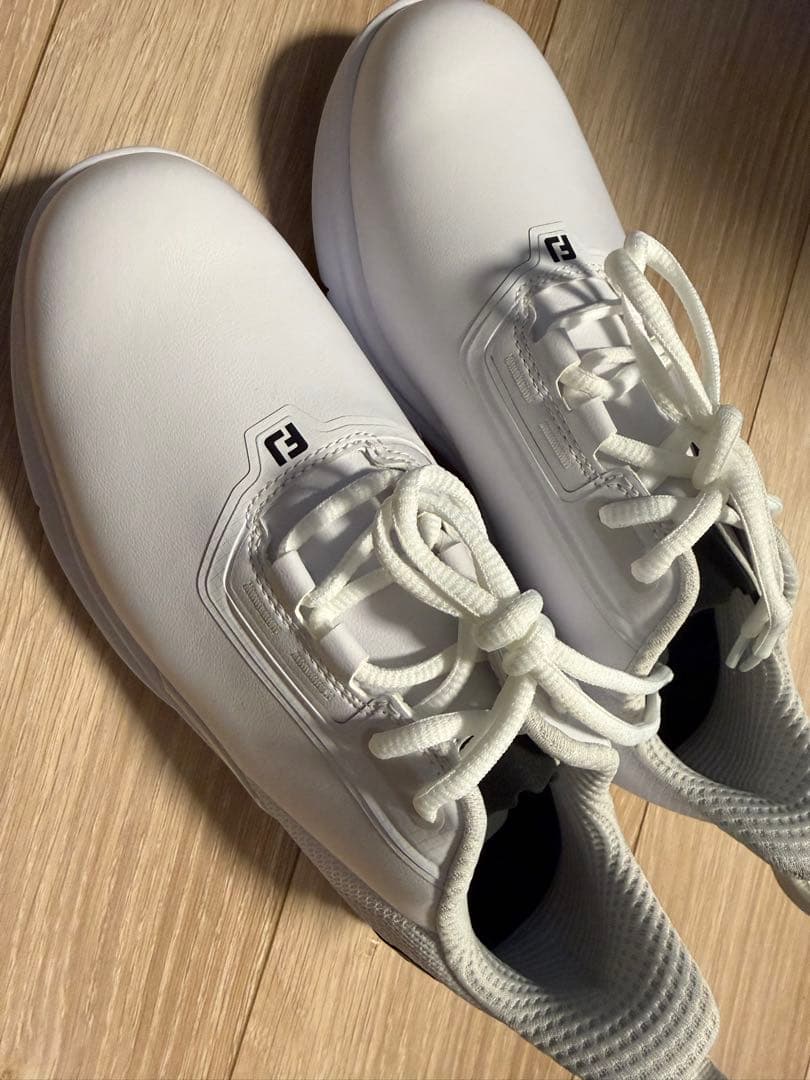 新品　フットジョイ　ゴルフシューズ