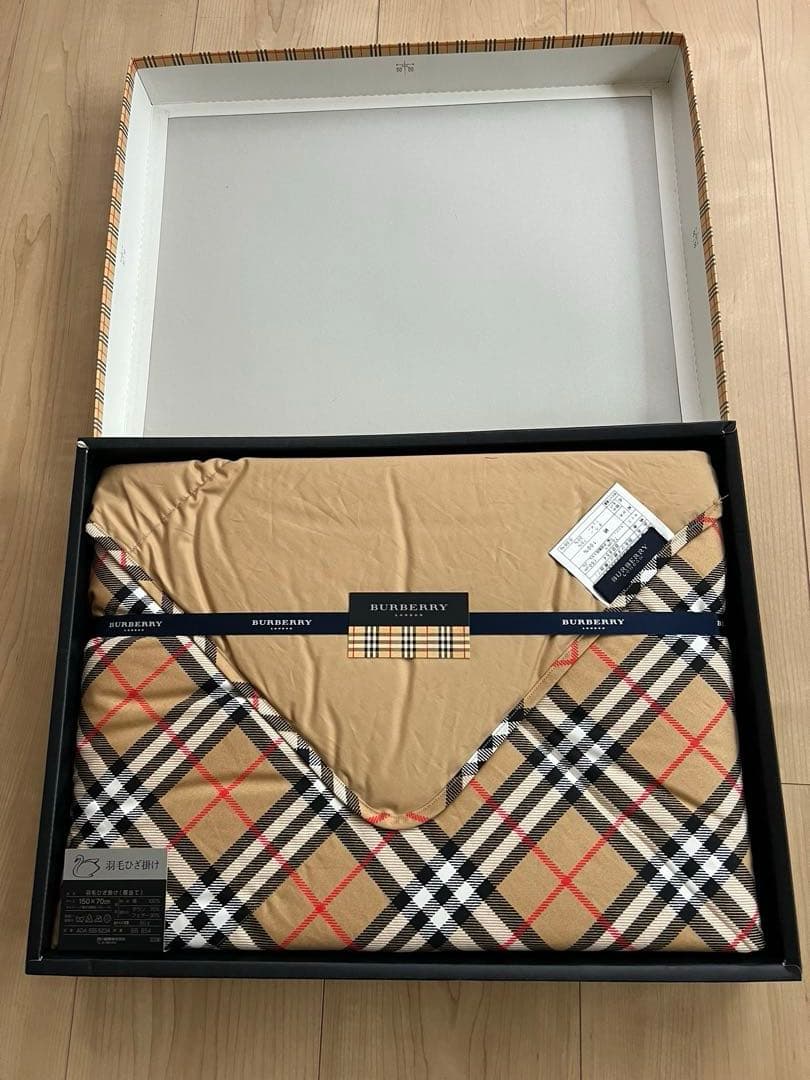 BURBERRY バーバリー　羽毛ひざ掛け　ダウン　ブランケット 新品未使用