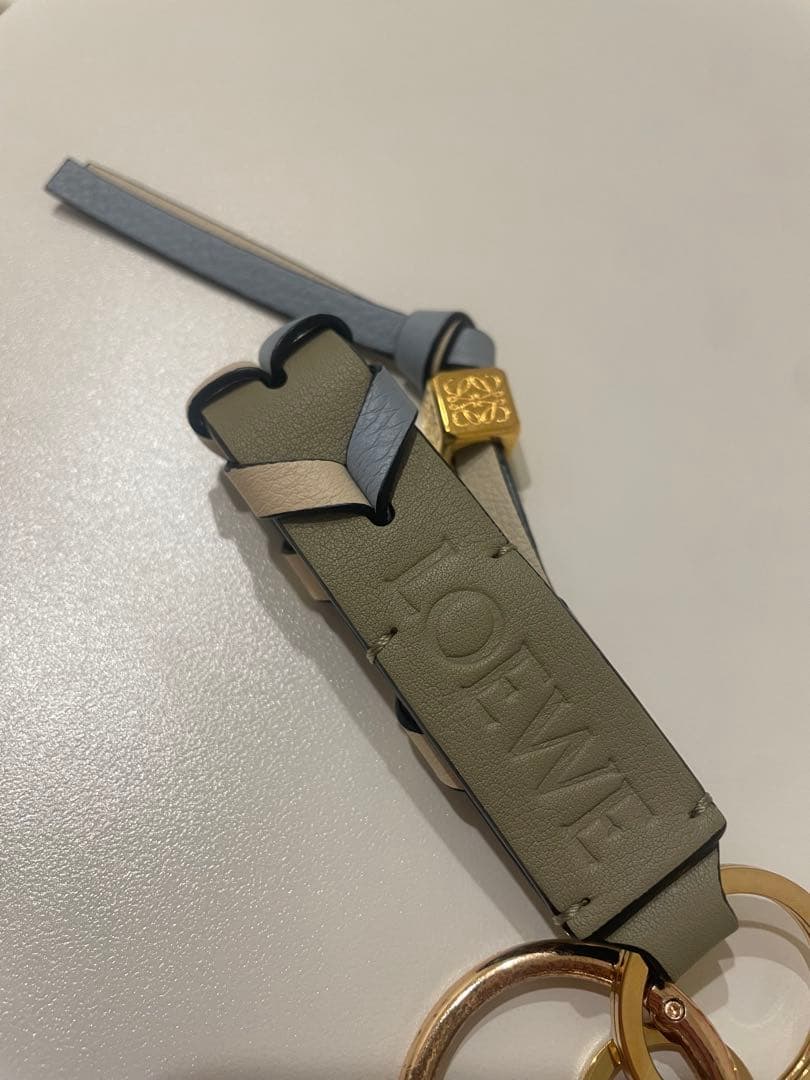 LOEWE 編み込みデザイン キーリング