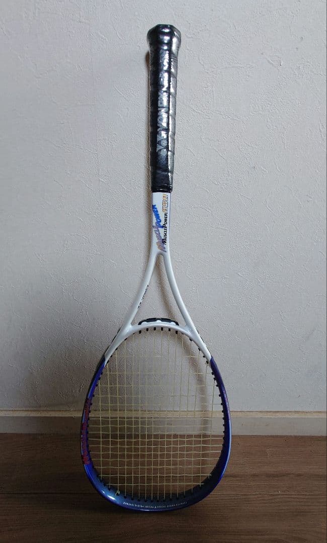新品未使用品 YONEX Muscle Power 650 軟式テニスラケット