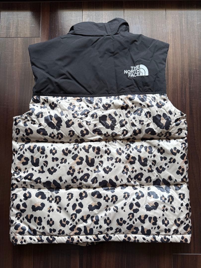 THE NORTH FACE ヒョウ柄ダウンベスト