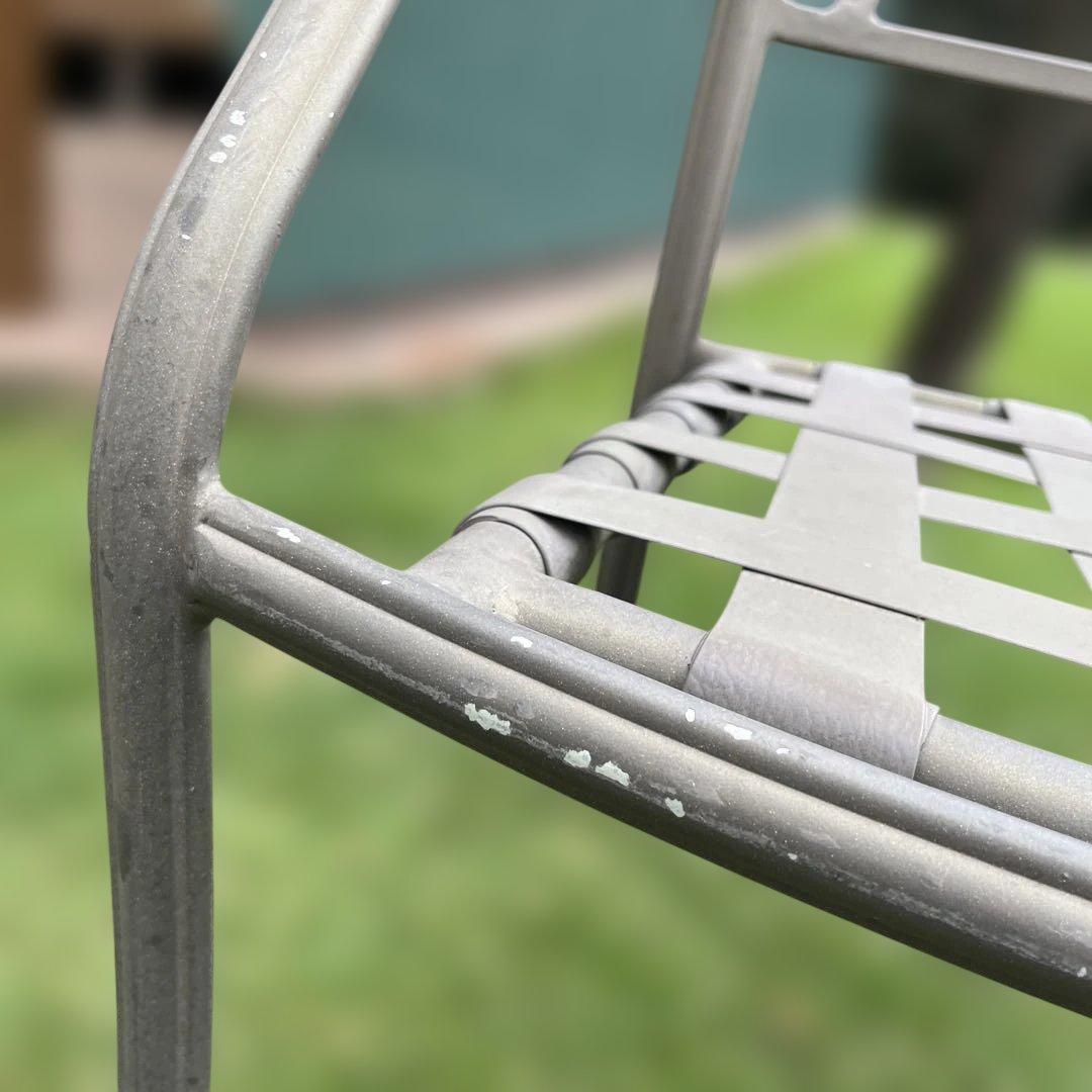 テーブルとアームチェア5セット