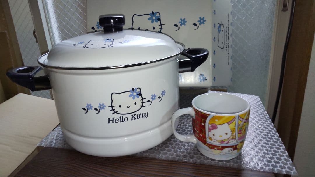 ハローキティ 蒸し兼用ホーロー鍋 24cm