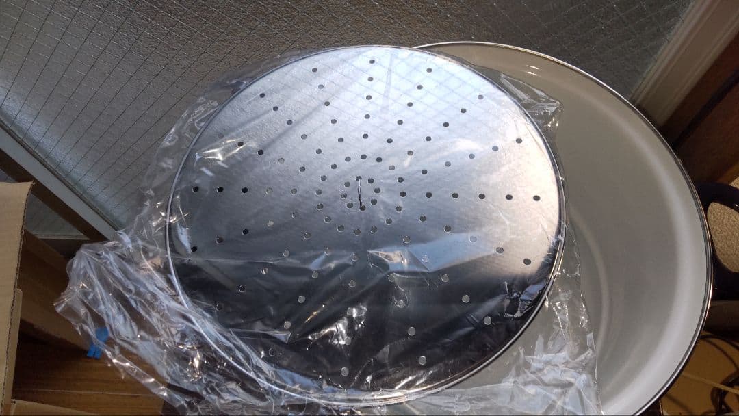 ハローキティ 蒸し兼用ホーロー鍋 24cm