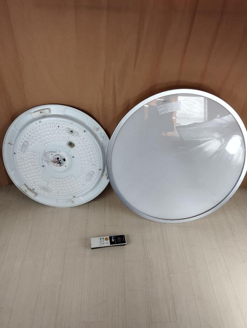 ②Panasonic　LEDシーリングライトHH-JCC0842A