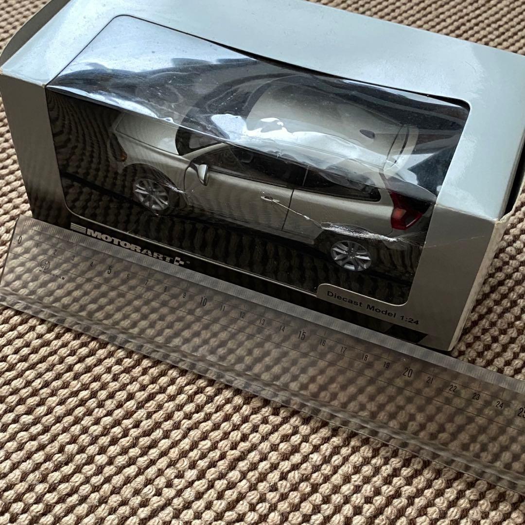 VOLVO ミニチュアコレクションカー・キーホルダー・メガネケース含むセット