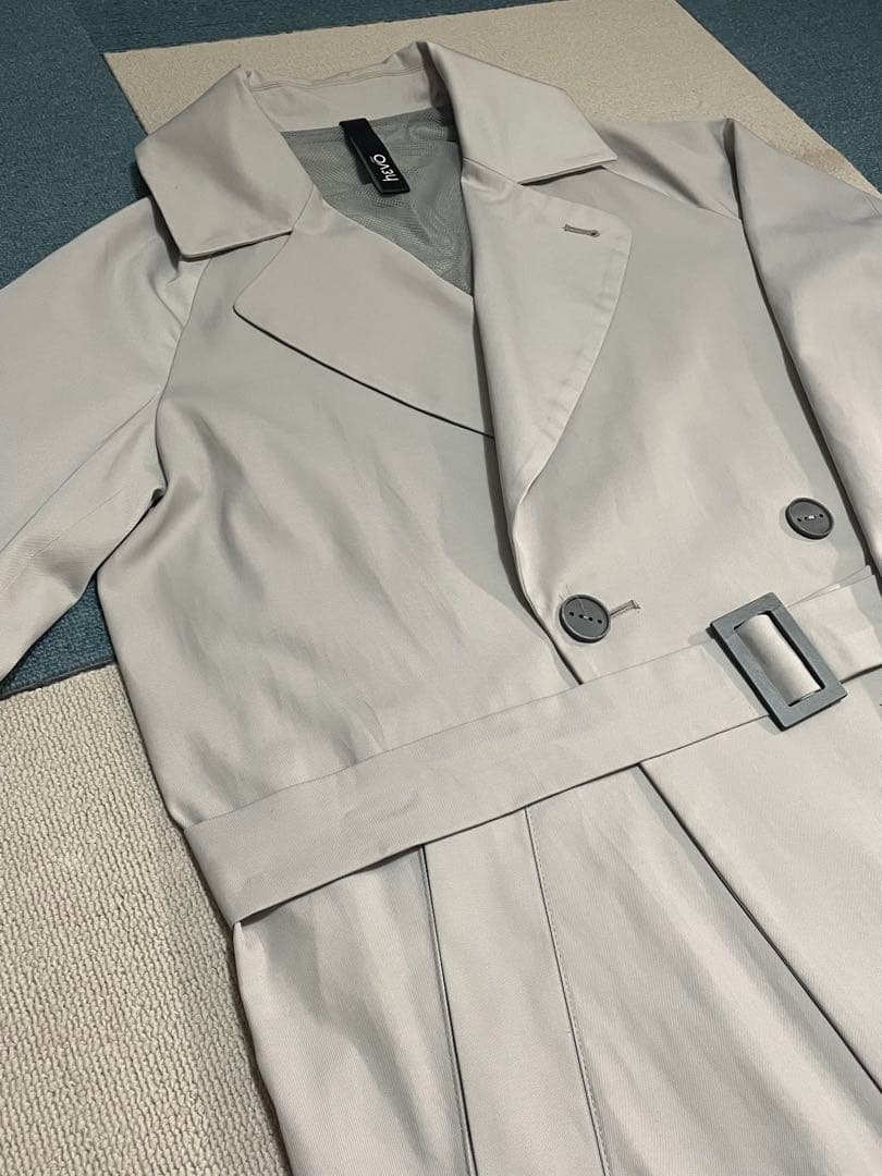 ぴーちゃん HEVO BRINDISI アイスグレータイロッケンコート