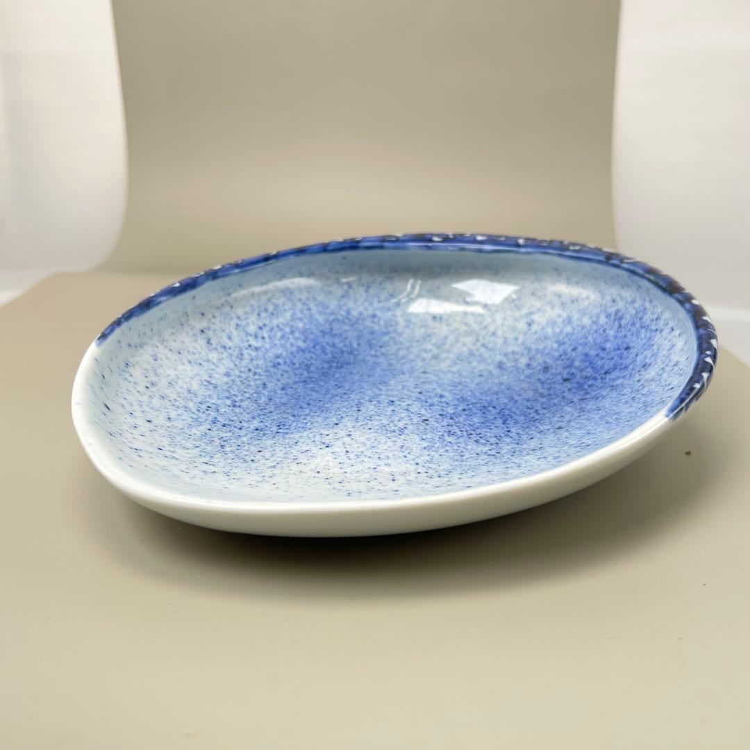 A059古染付 鰒盛付 淡幽造 五山窯 青白い陶器のボウル 木箱付き