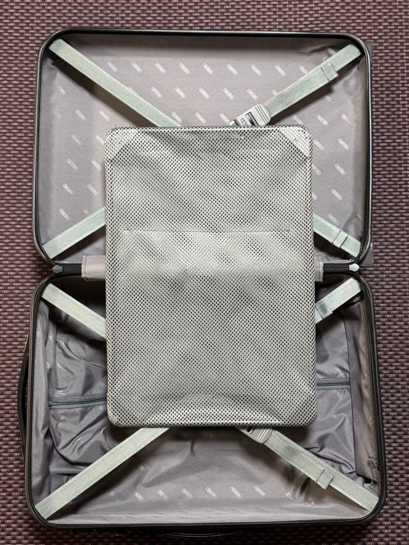 RIMOWA リモワ サルサ 35L マットブラック 機内持ち込みサイズ