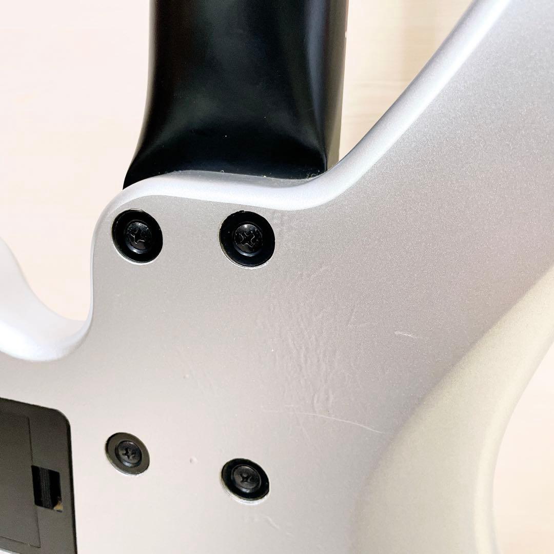 YAMAHA RBX775 ヤマハ エレキベース 5弦 シルバー