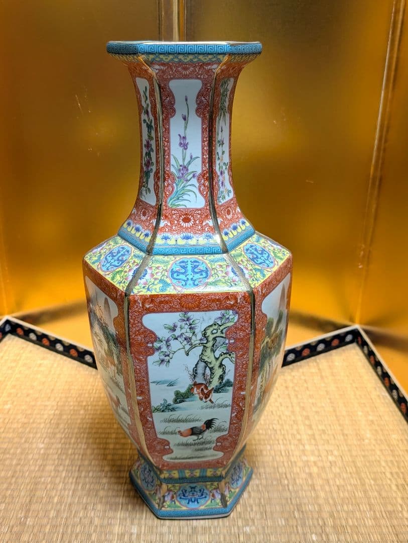 飾り壺　インテリア　六角形 十二干支　花瓶　美術工芸品