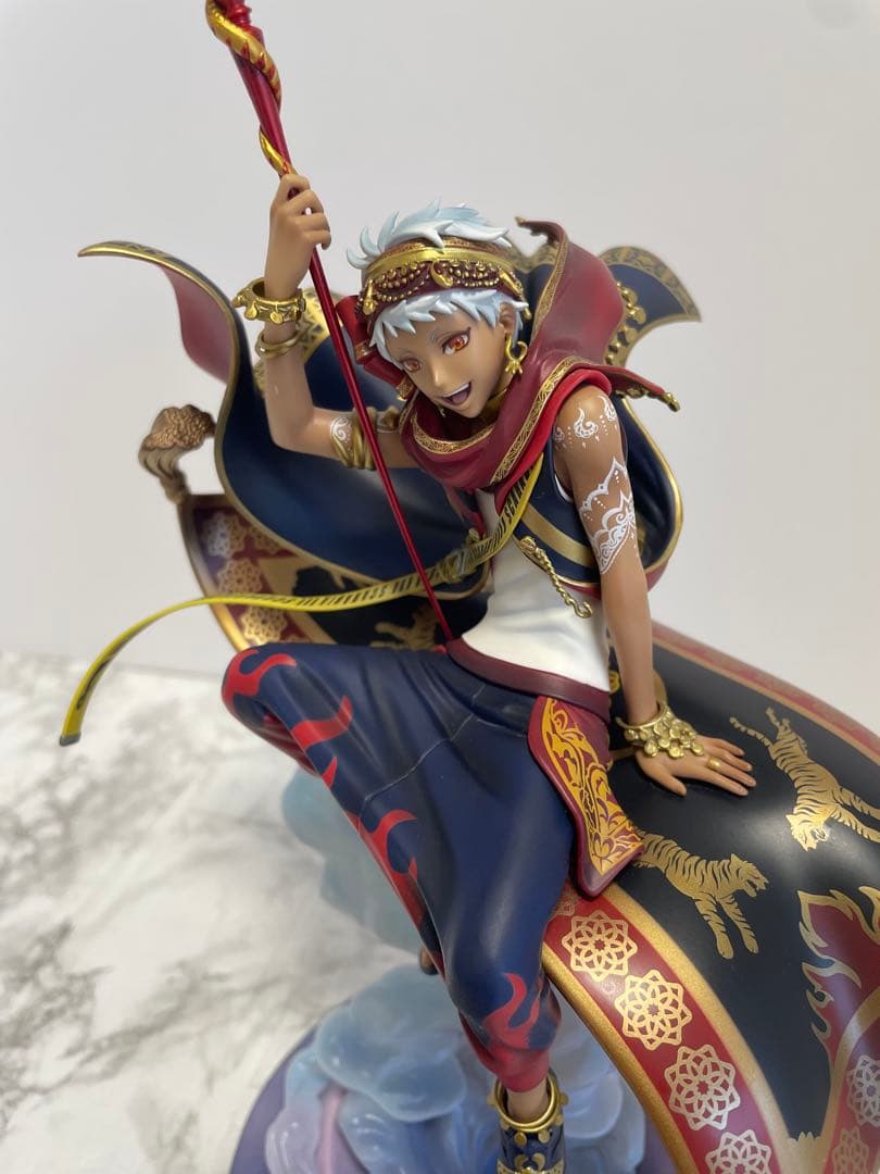 カリム フィギュア 1/8 ツイステ