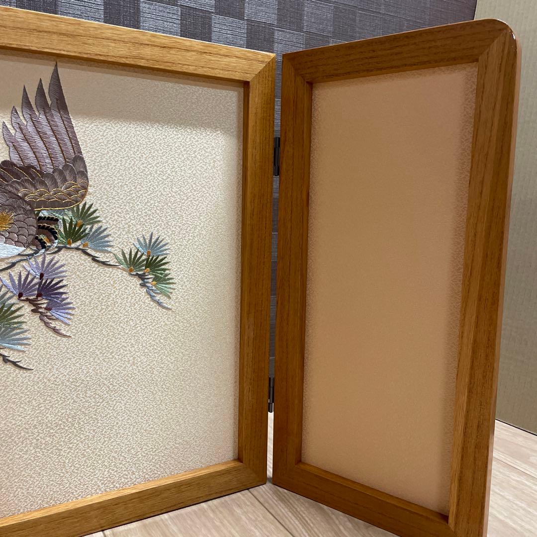 五月人形　端午の節句　屏風　ケヤキ色鷹(刺繍)