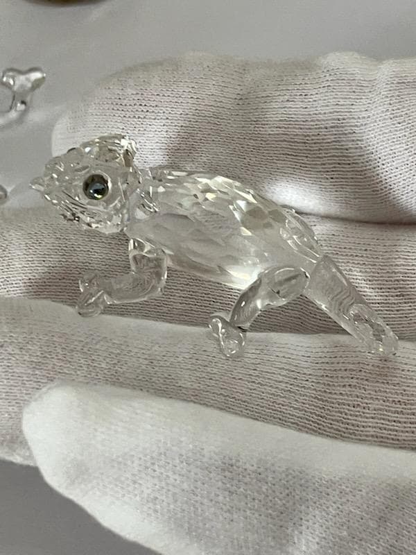 カメレオン　スワロフスキー