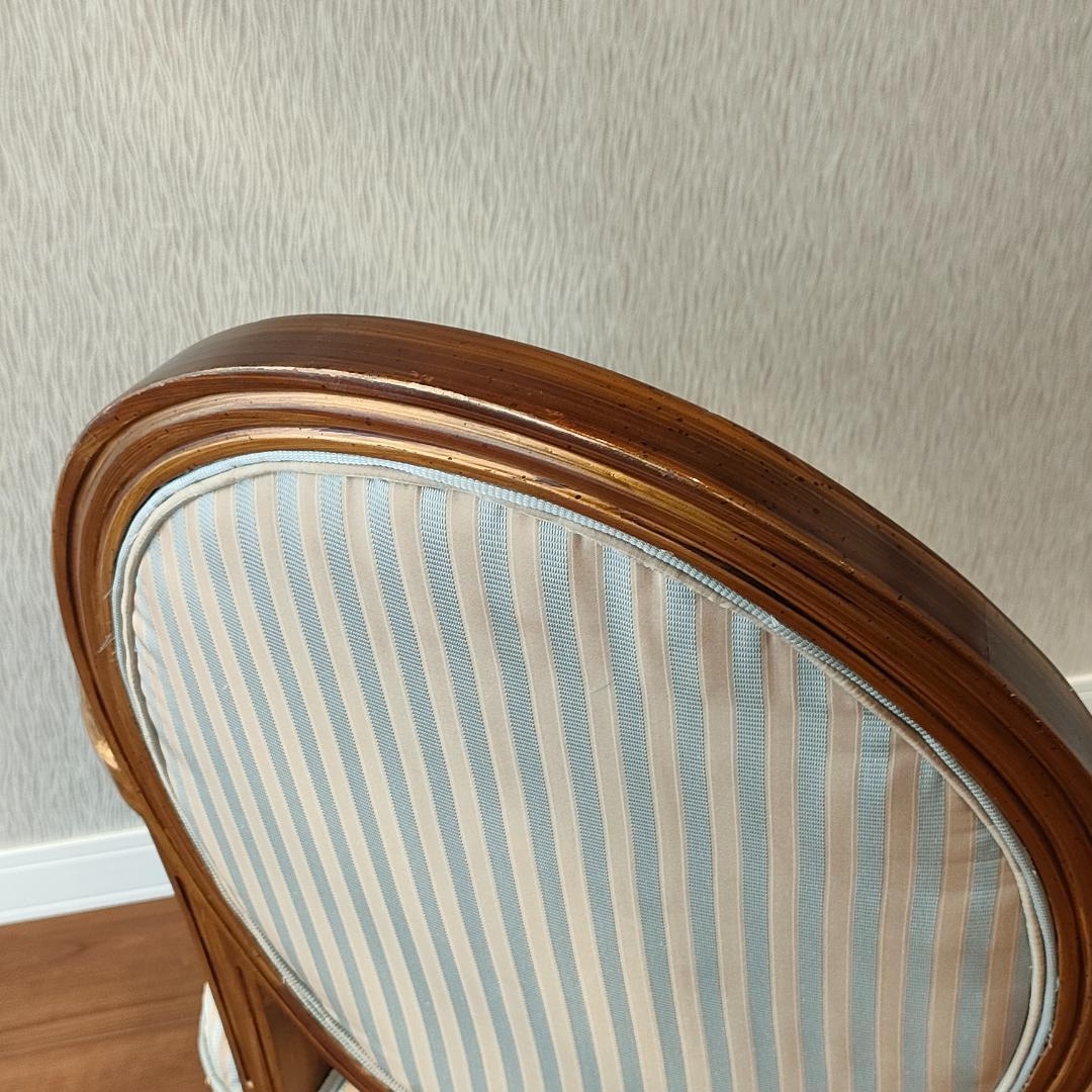 アンティーク　アームチェア　シャビーシック　リビングチェア②