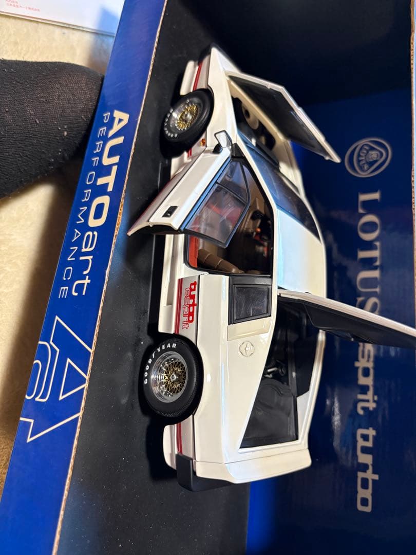 に*ー様 AUTOart Lotus Esprit Turbo ホワイト