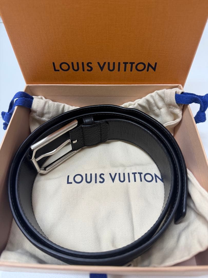 Louis Vuitton ルイヴィトン　サンチュール　M8632