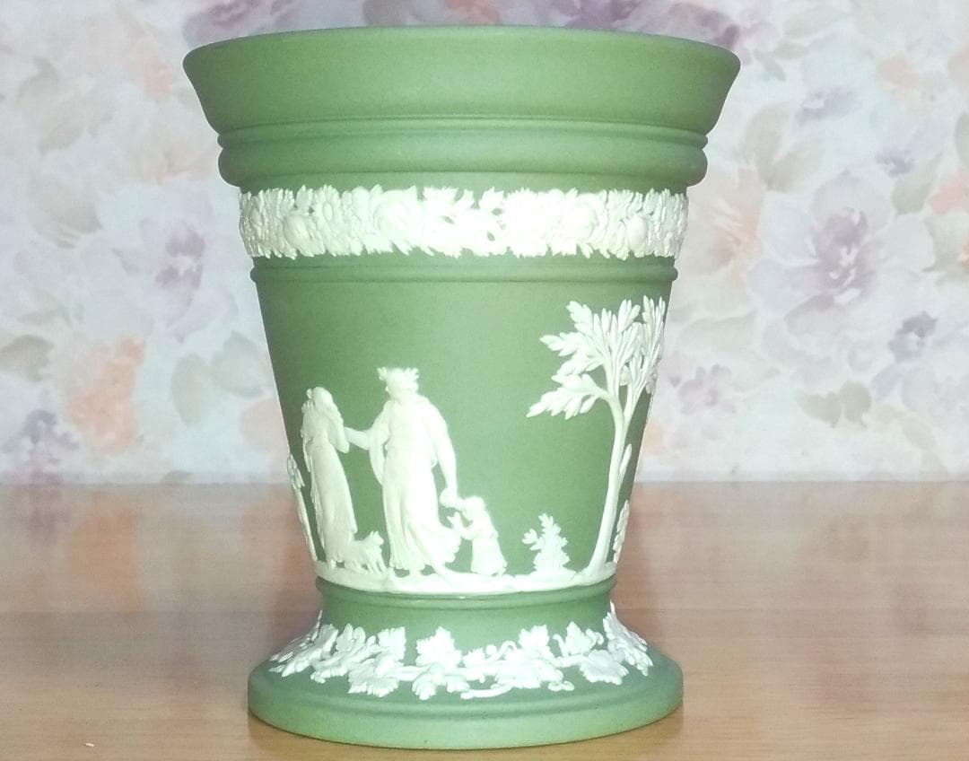 ★ウエッジウッド　ジャスパー　セージグリーン　花瓶　香炉★