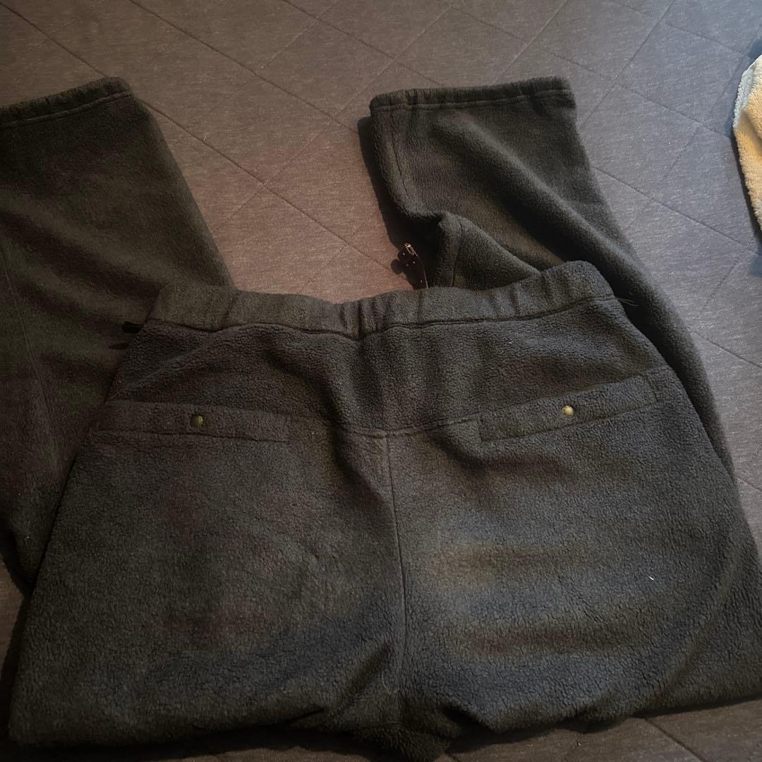 O-レイチョウルイラボ　フリース素材パンツ