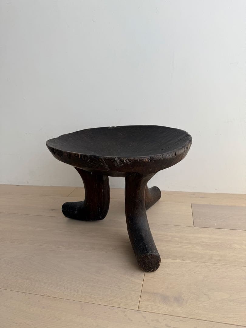 ライトイヤーズLIGHTYEARS 丸型スツール アフリカTUTSI STOOL