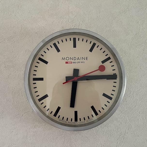 モンディーン MONDAINE 掛け時計 ウォールクロック 25cm