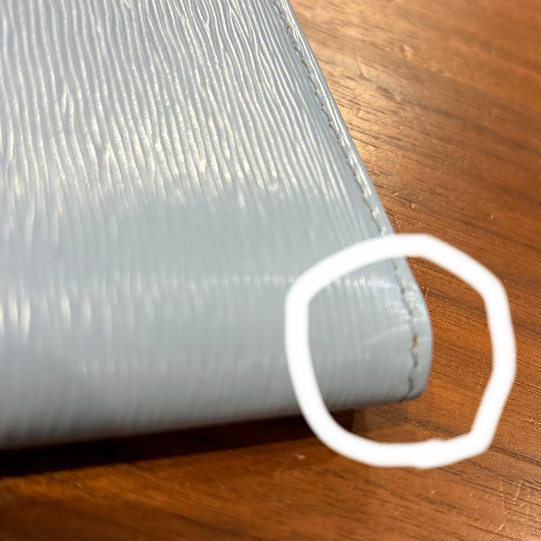 【専用】PRADA 二つ折り財布 ライトブルー