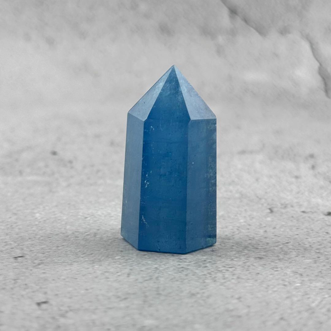 G-120アクアマリン六角ポイント　水色原石　天然石　パワーストーン